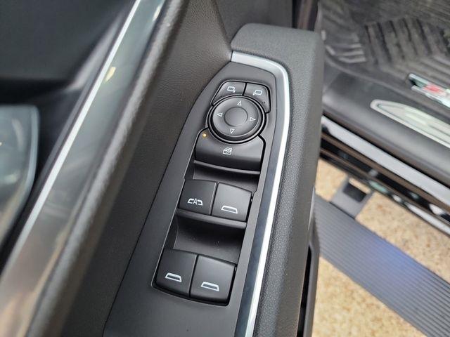 Chevrolet Silverado 1500 LT Crew Cab 4WD 2026