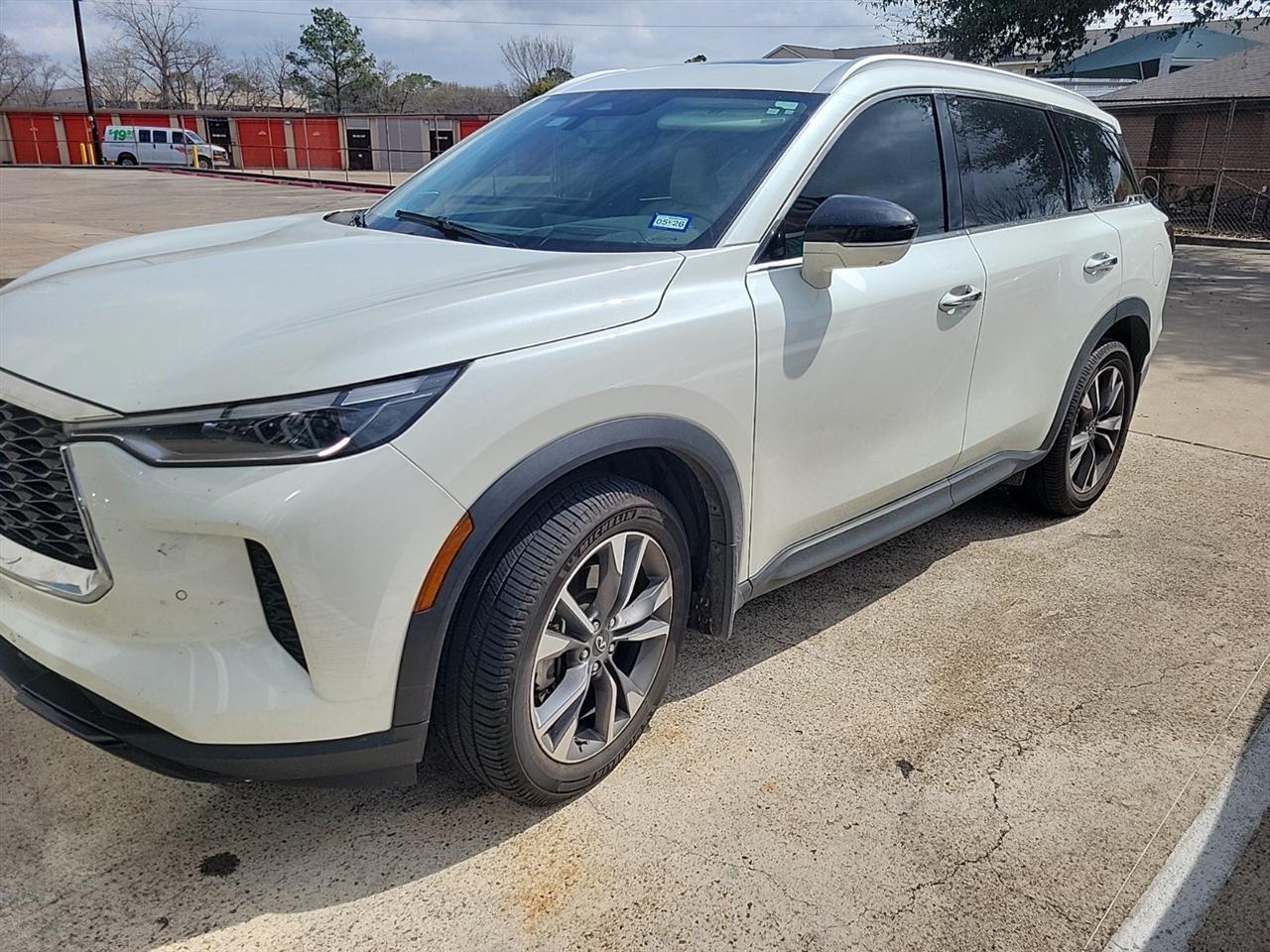 Infiniti QX60 LUXE AWD 2023