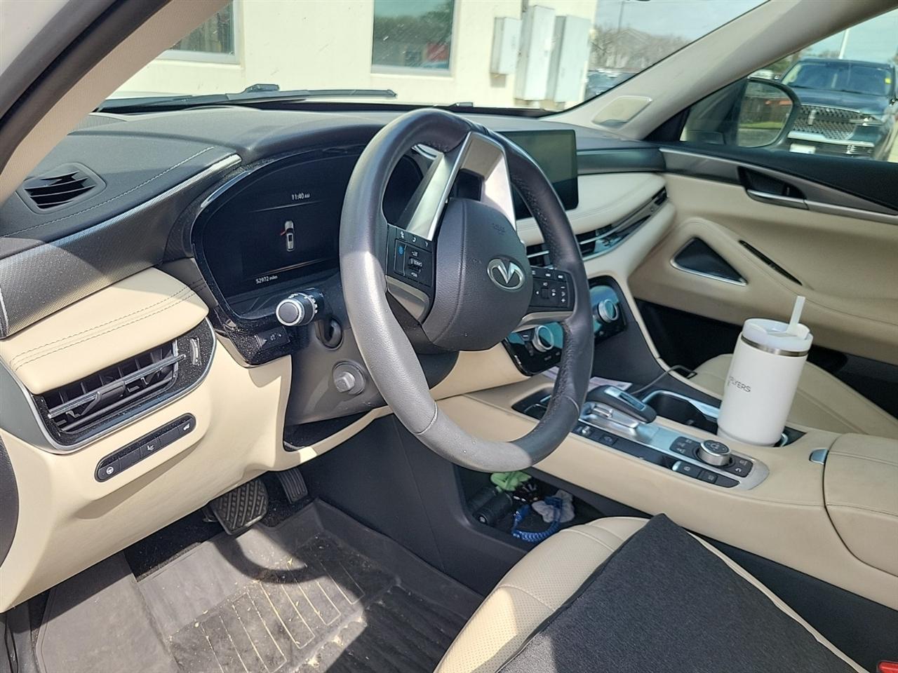 Infiniti QX60 LUXE AWD 2023