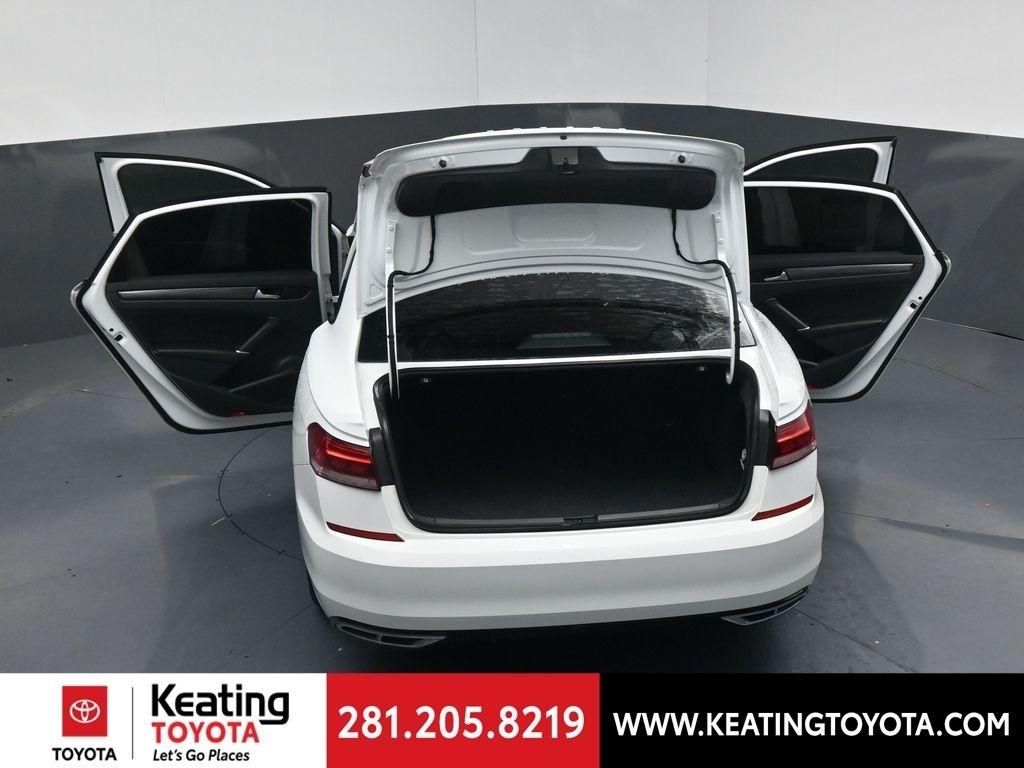 Volkswagen Passat R-Line 2022