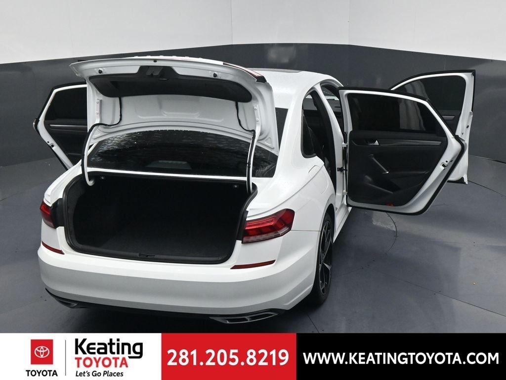 Volkswagen Passat R-Line 2022