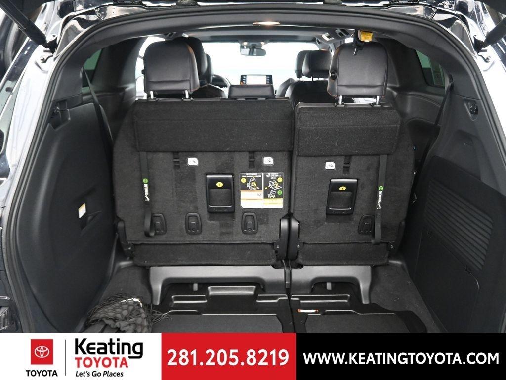 Toyota Sienna XSE 7-Passenger 2023
