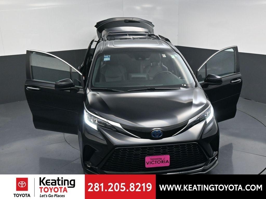 Toyota Sienna XSE 7-Passenger 2023