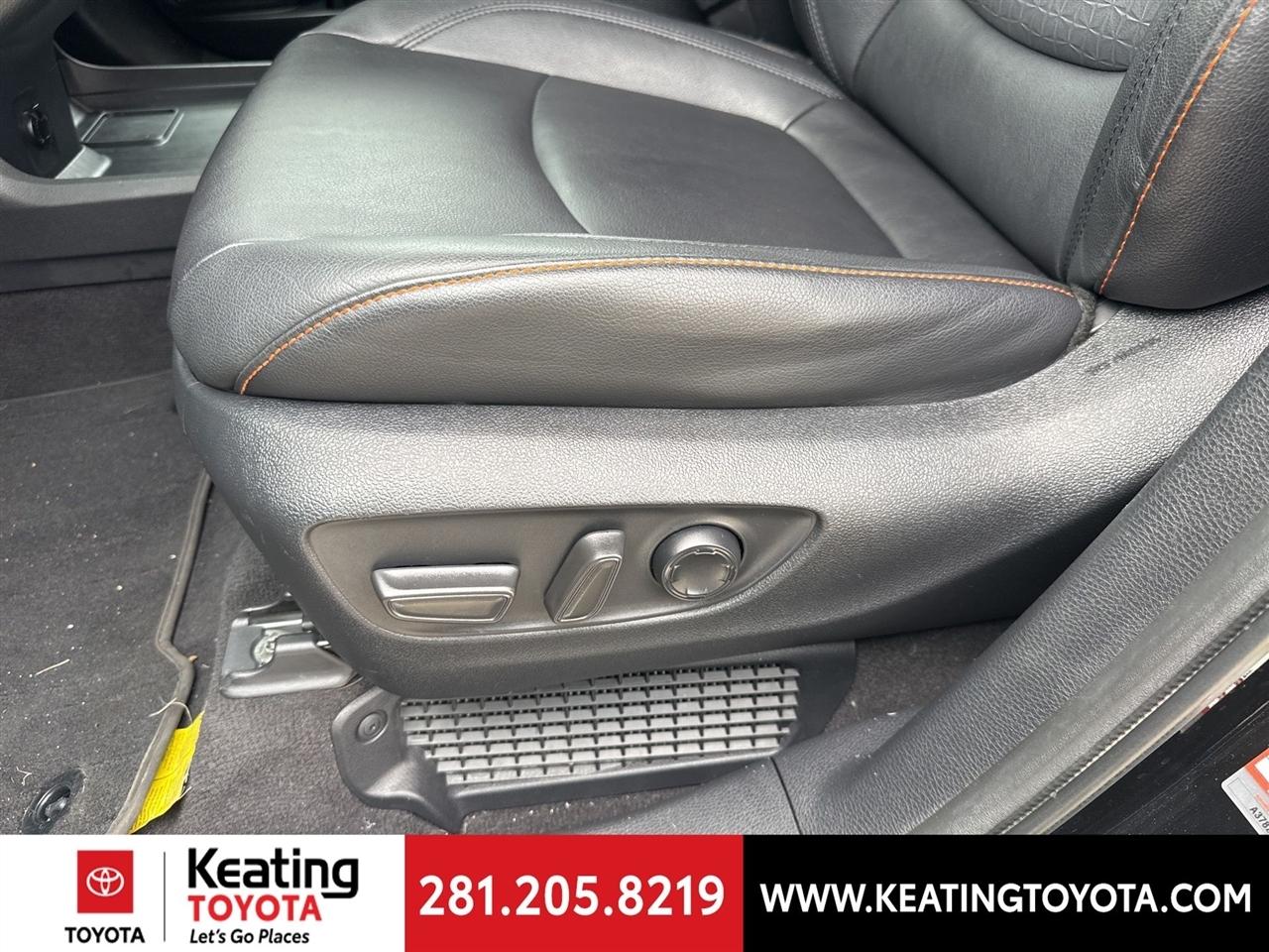 Toyota Sienna XSE 7-Passenger 2023