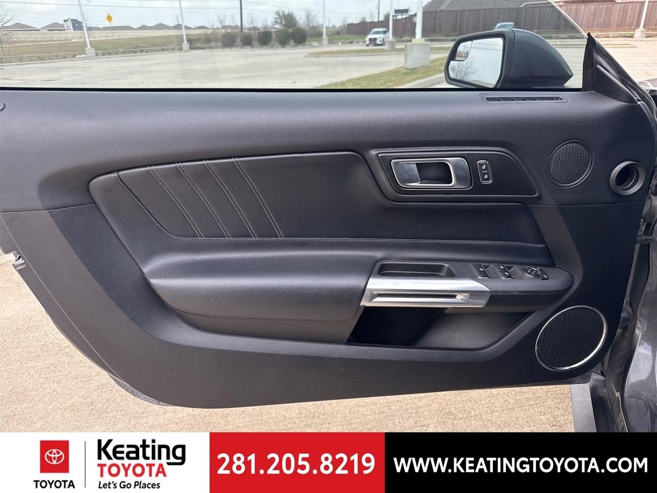 Ford Mustang EcoBoost Premium Convertible 2020