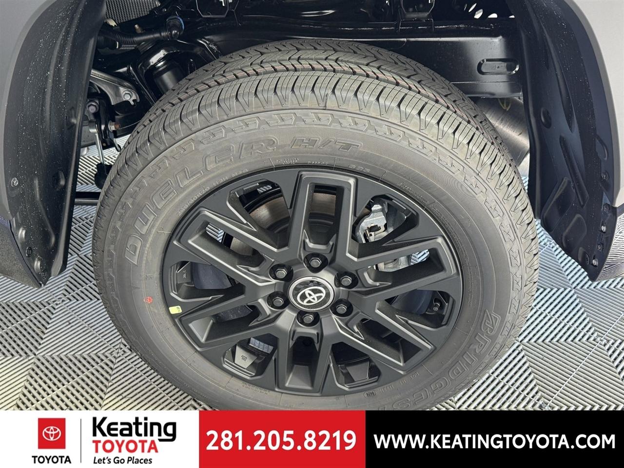 Toyota Tundra Limited CrewMax 4WD Hybrid 2026