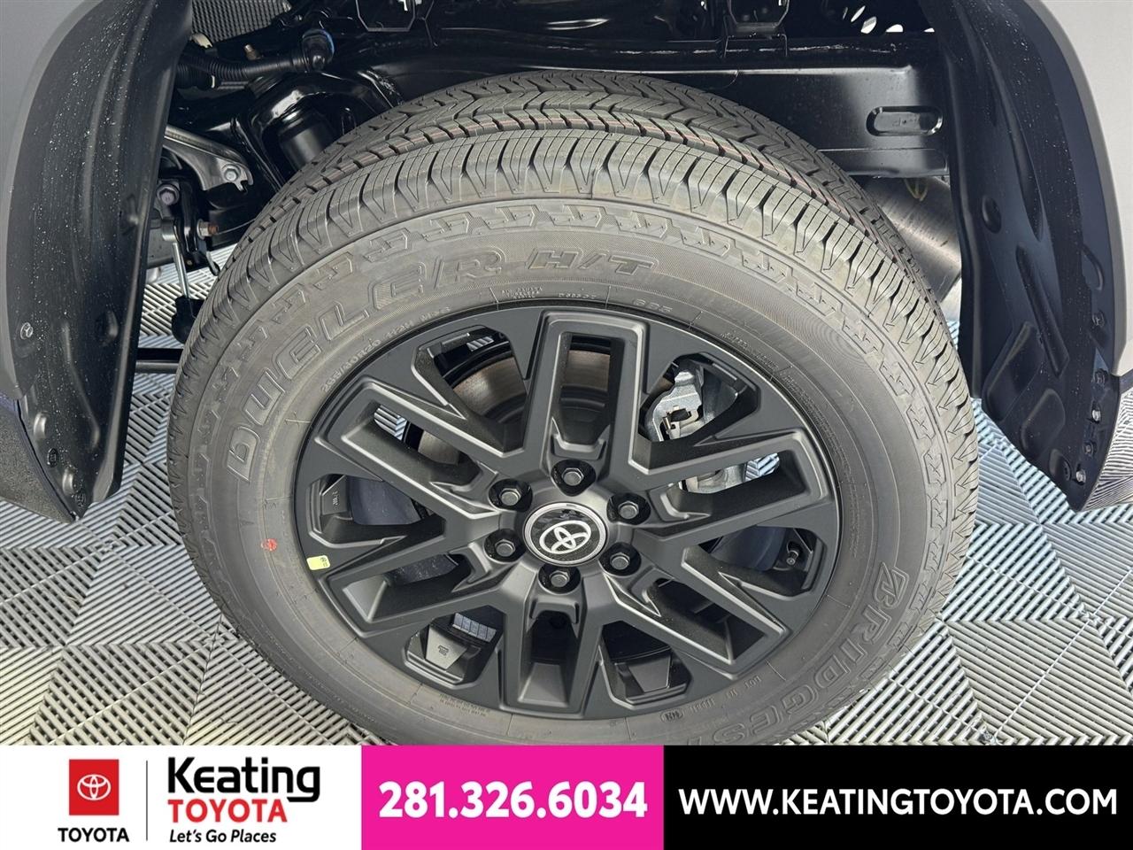 Toyota Tundra Limited CrewMax 4WD Hybrid 2026