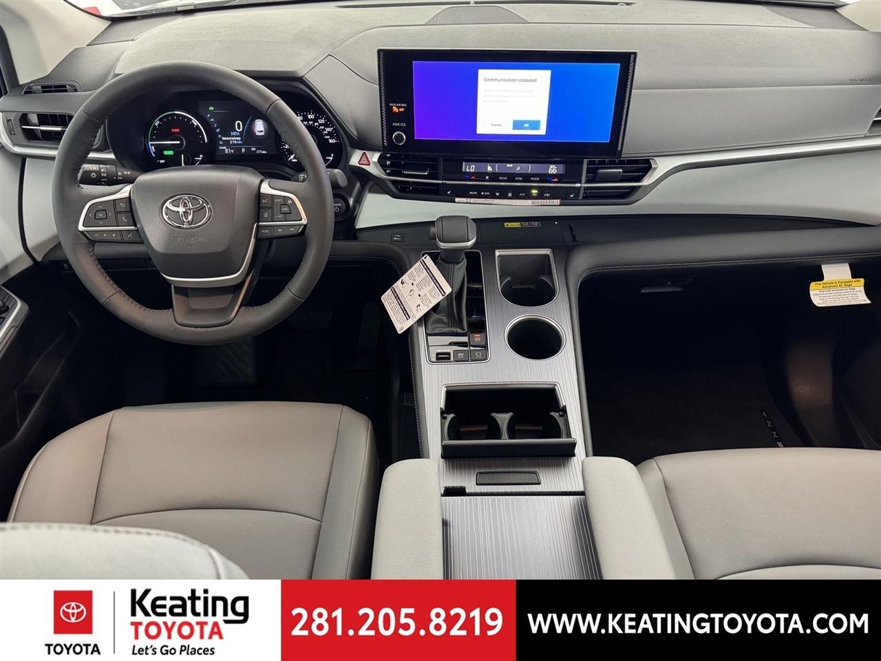 Toyota Sienna XLE 7-Passenger 2026