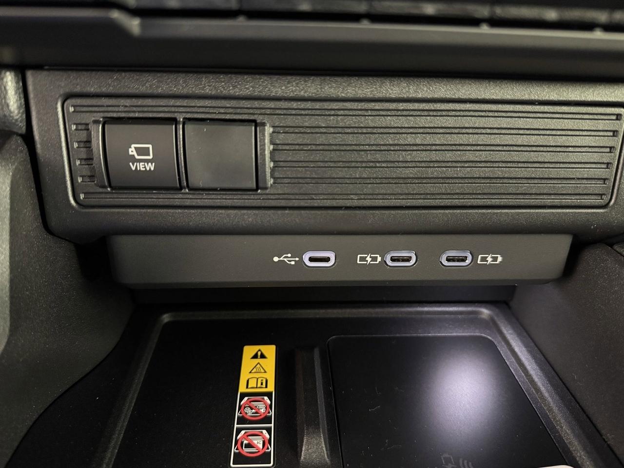 Toyota Land Cruiser Base 2026