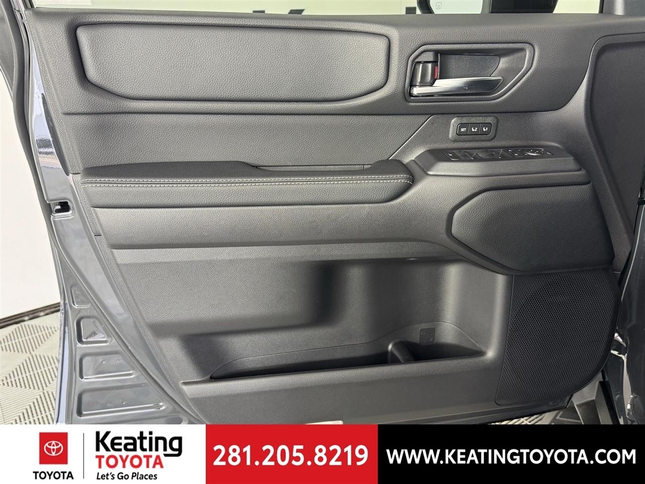 Toyota Land Cruiser Base 2026