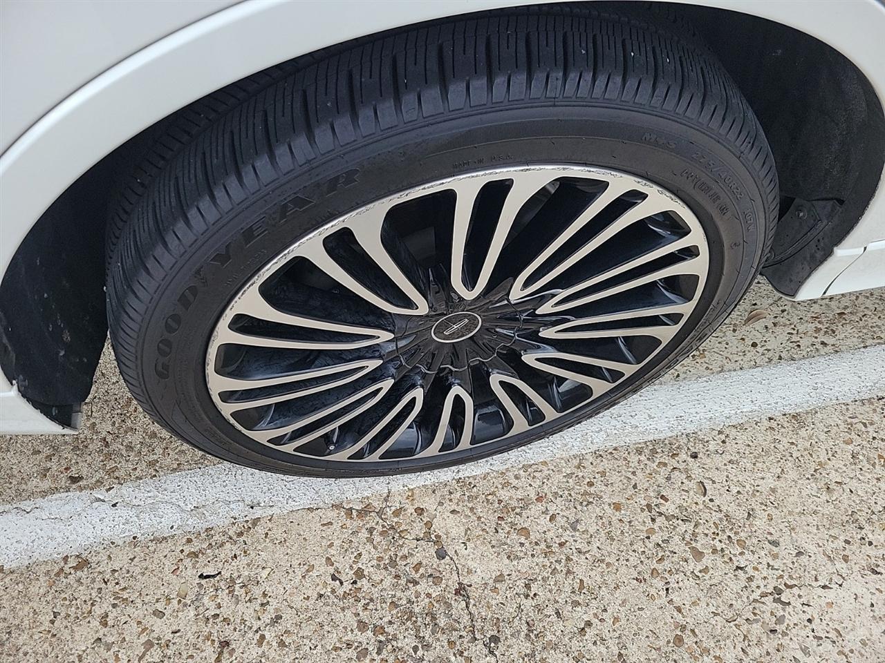 Lincoln Aviator Black Label 2022