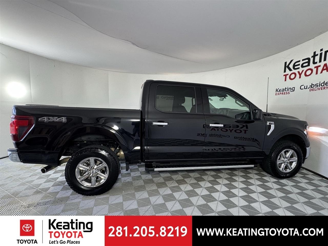 Ford F-150 XLT SuperCrew 4WD 2025