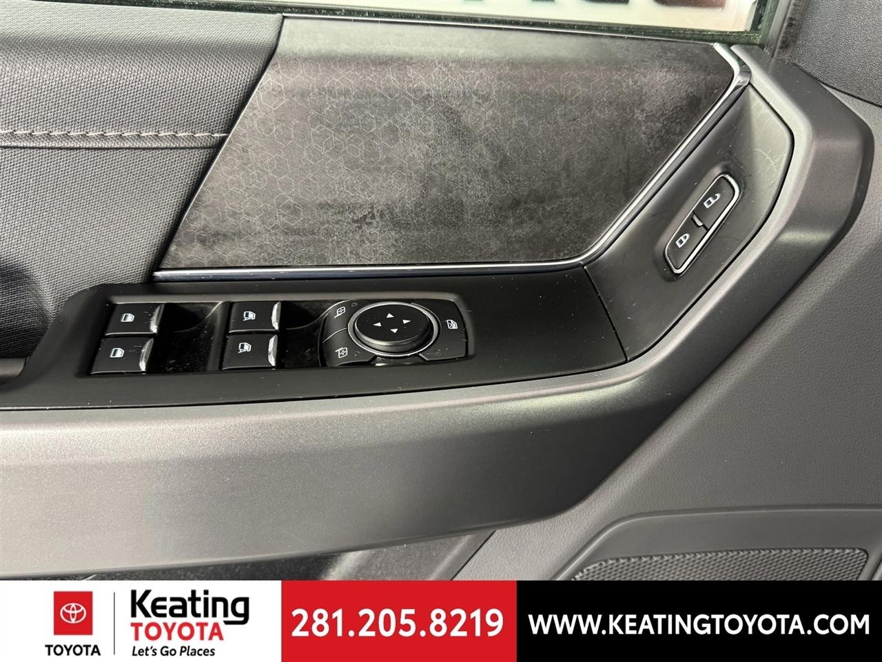 Ford F-150 XLT SuperCrew 4WD 2025