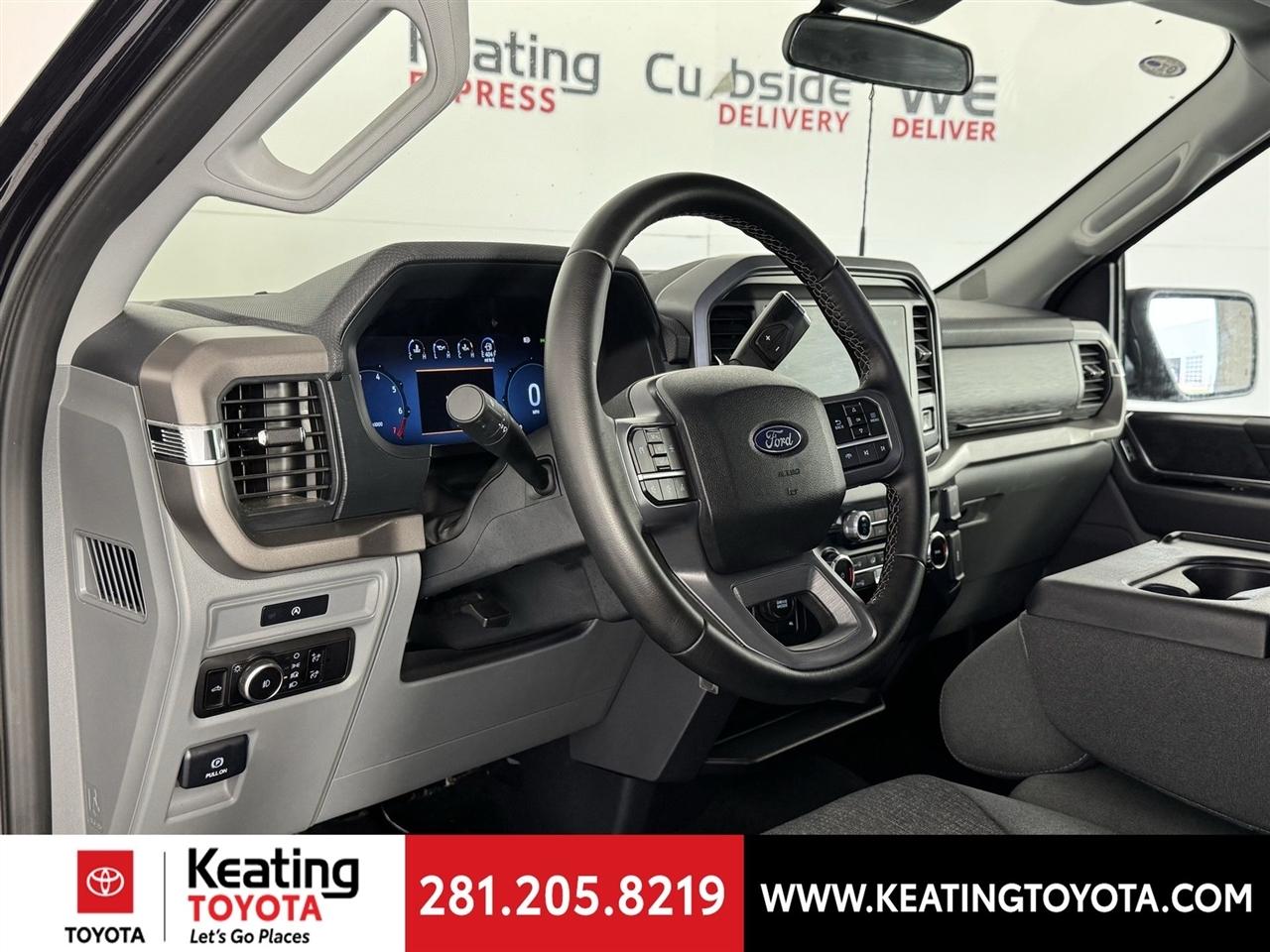 Ford F-150 XLT SuperCrew 4WD 2025