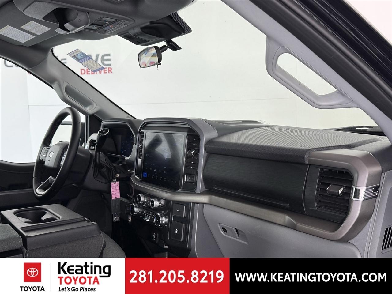 Ford F-150 XLT SuperCrew 4WD 2025