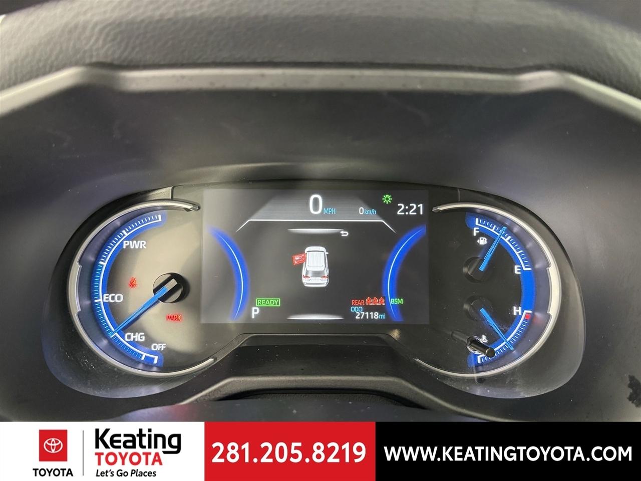 Toyota RAV4 Hybrid XLE 2025