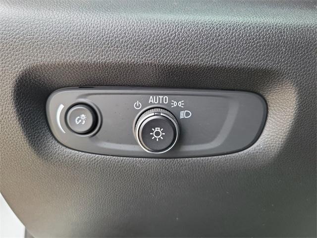 Chevrolet Traverse LT Cloth FWD 2023