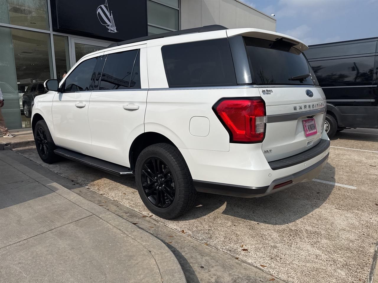 Ford Expedition XLT 2022