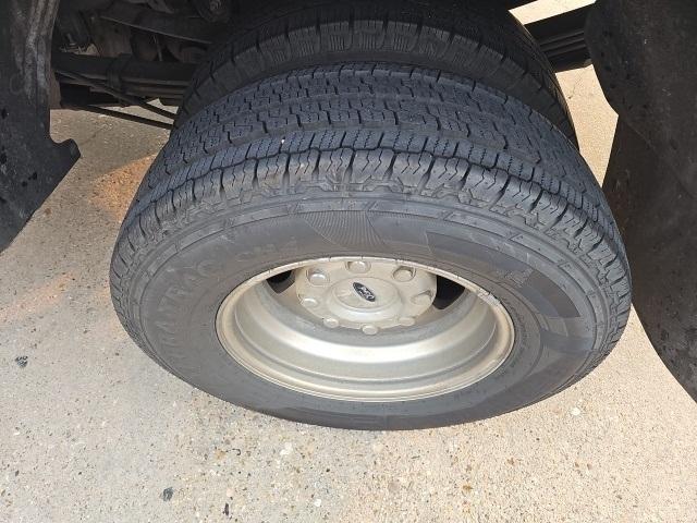 Ford F-350 SD Platinum Crew Cab Long Box 4WD DRW 2022