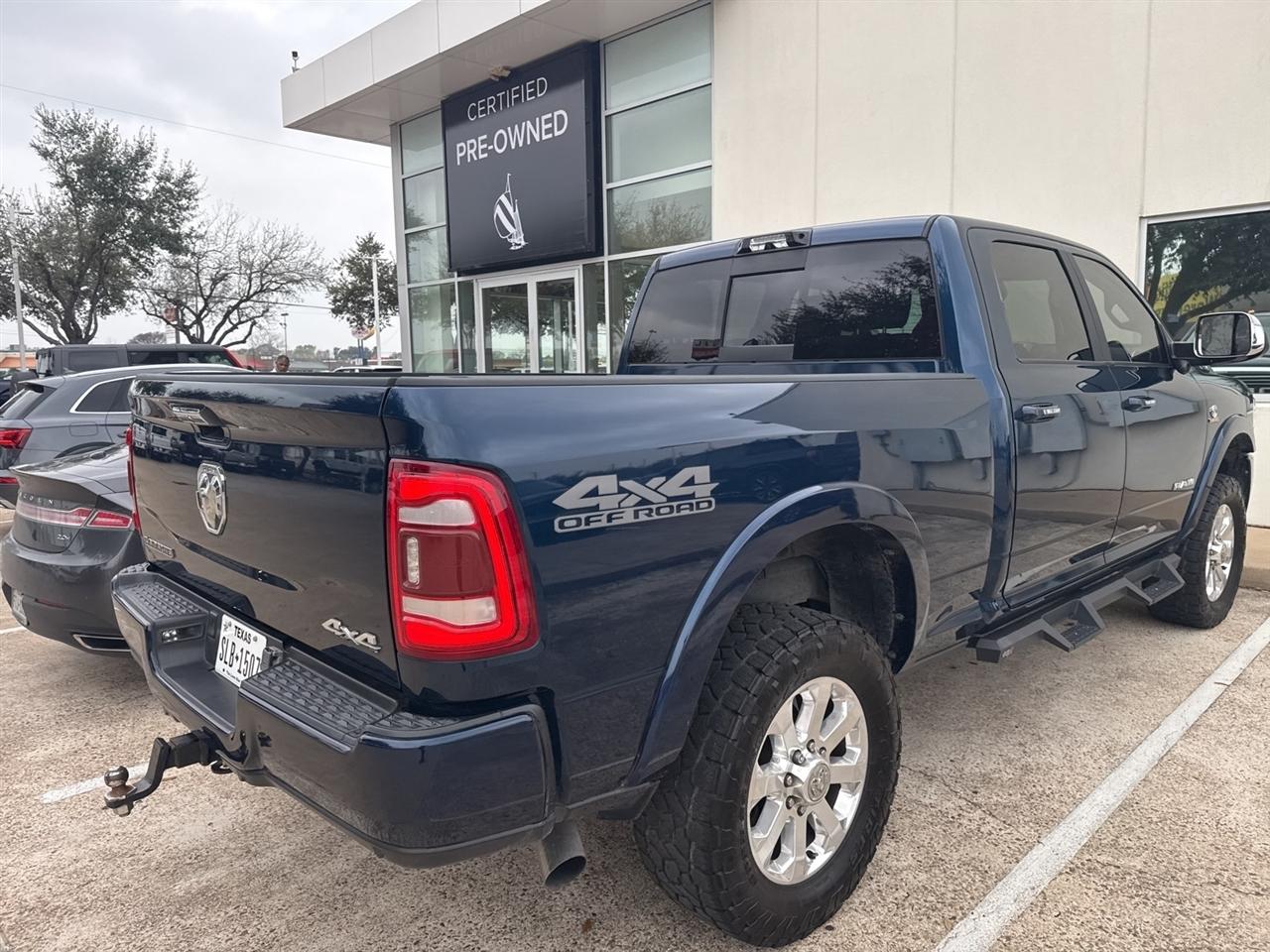 RAM 2500 Laramie Crew Cab SWB 4WD 2022