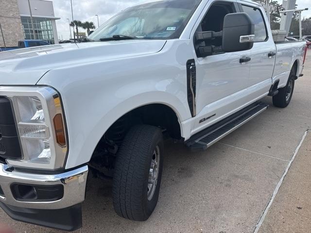 Ford F-250 SD XL Crew Cab 4WD 2024