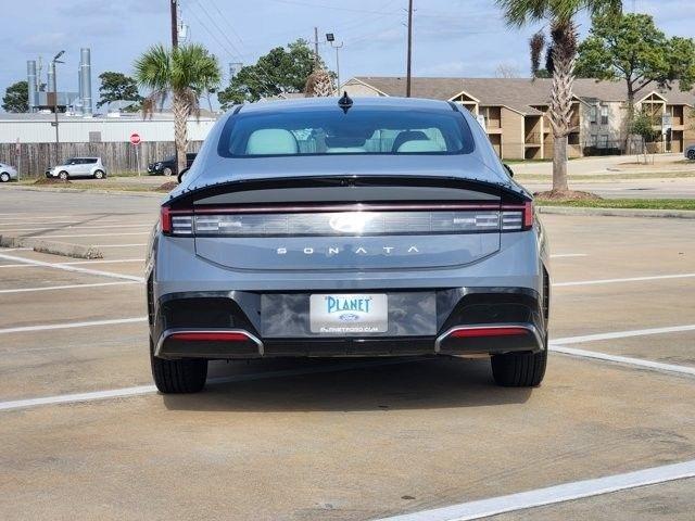 Hyundai Sonata SEL 2024