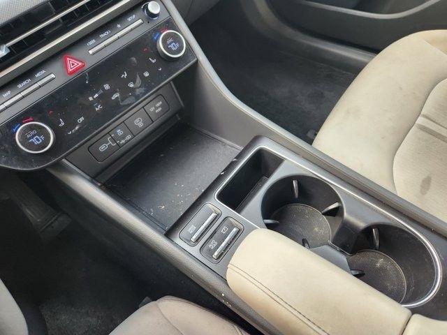 Hyundai Sonata SEL 2024