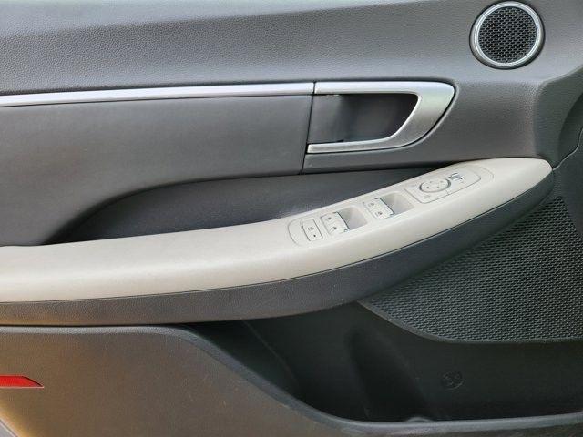 Hyundai Sonata SEL 2024