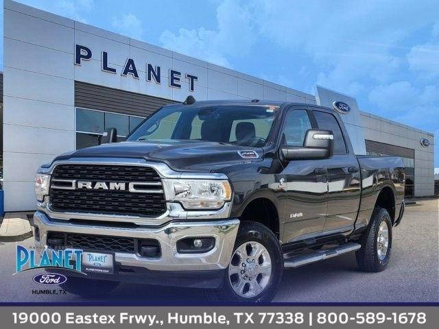2024 RAM 2500 Tradesman Crew Cab SWB 4WD