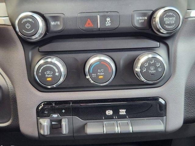 RAM 2500 Tradesman Crew Cab SWB 4WD 2024