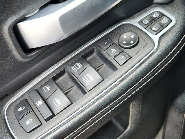 RAM 2500 Tradesman Crew Cab SWB 4WD 2024