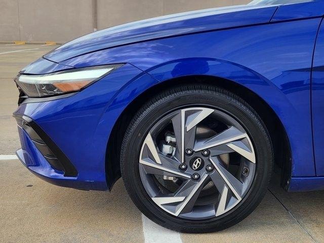 Hyundai Elantra SEL Convenience 2025