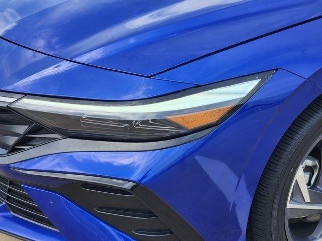 Hyundai Elantra SEL Convenience 2025