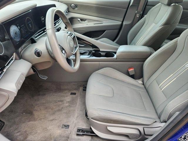 Hyundai Elantra SEL Convenience 2025