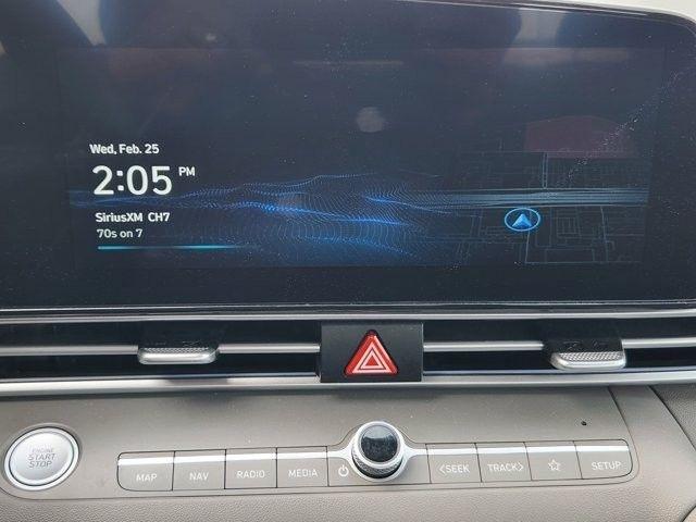 Hyundai Elantra SEL Convenience 2025