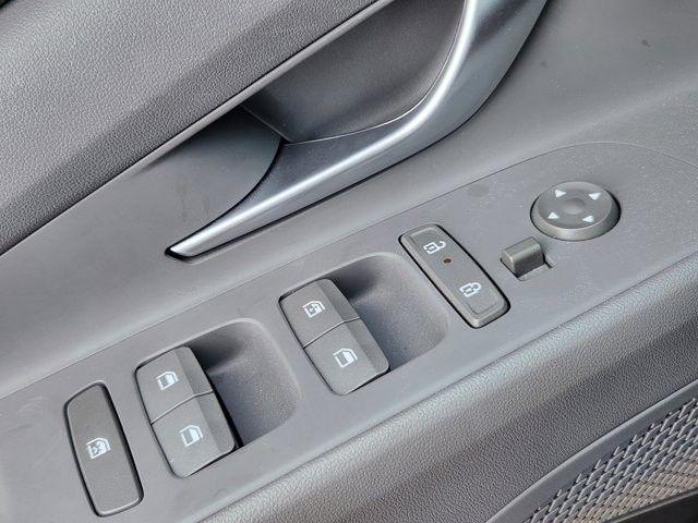 Hyundai Elantra SEL Convenience 2025