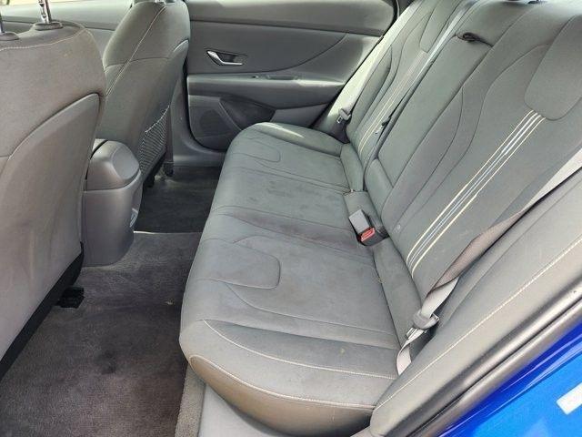 Hyundai Elantra SEL Convenience 2025