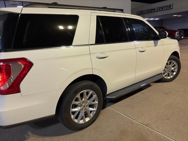 Ford Expedition XLT 2021