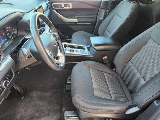 Ford Explorer XLT 2023