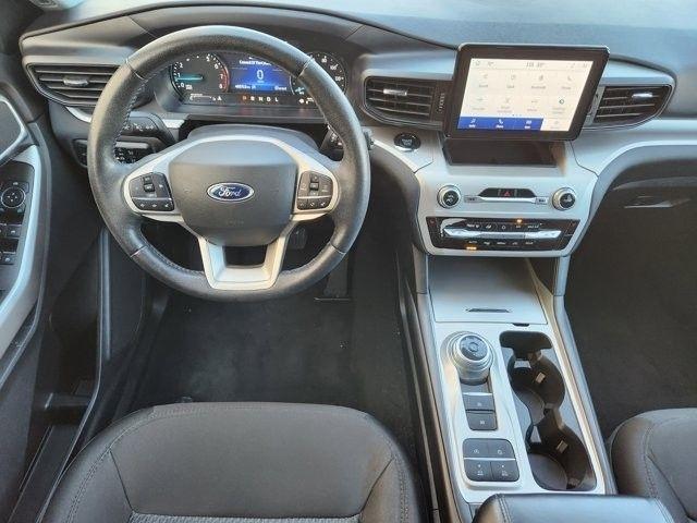 Ford Explorer XLT 2023