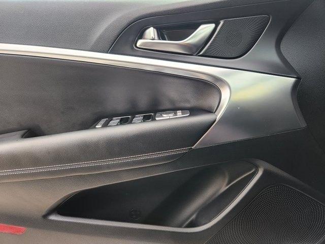 Genesis G70 2.5T 2025