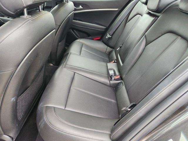 Genesis G70 2.5T 2025