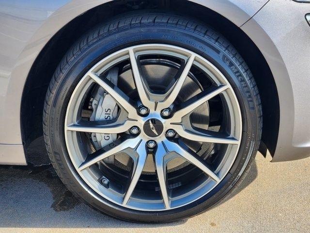 Genesis G70 2.5T 2025