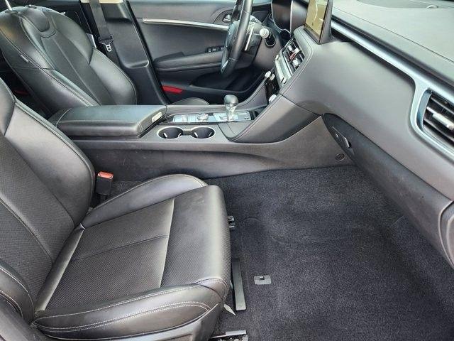 Genesis G70 2.5T 2025