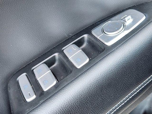 Genesis G70 2.5T 2025