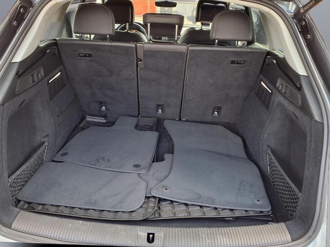 Audi Q5 2.0T Technik quattro 2023