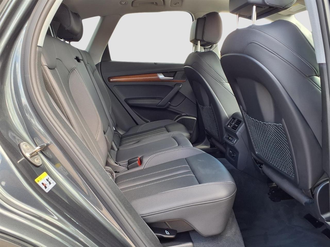 Audi Q5 2.0T Technik quattro 2023