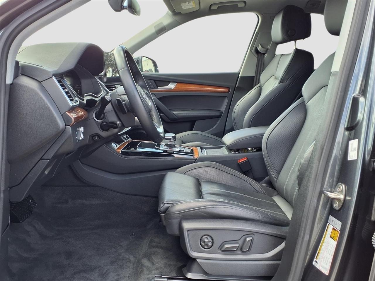 Audi Q5 2.0T Technik quattro 2023