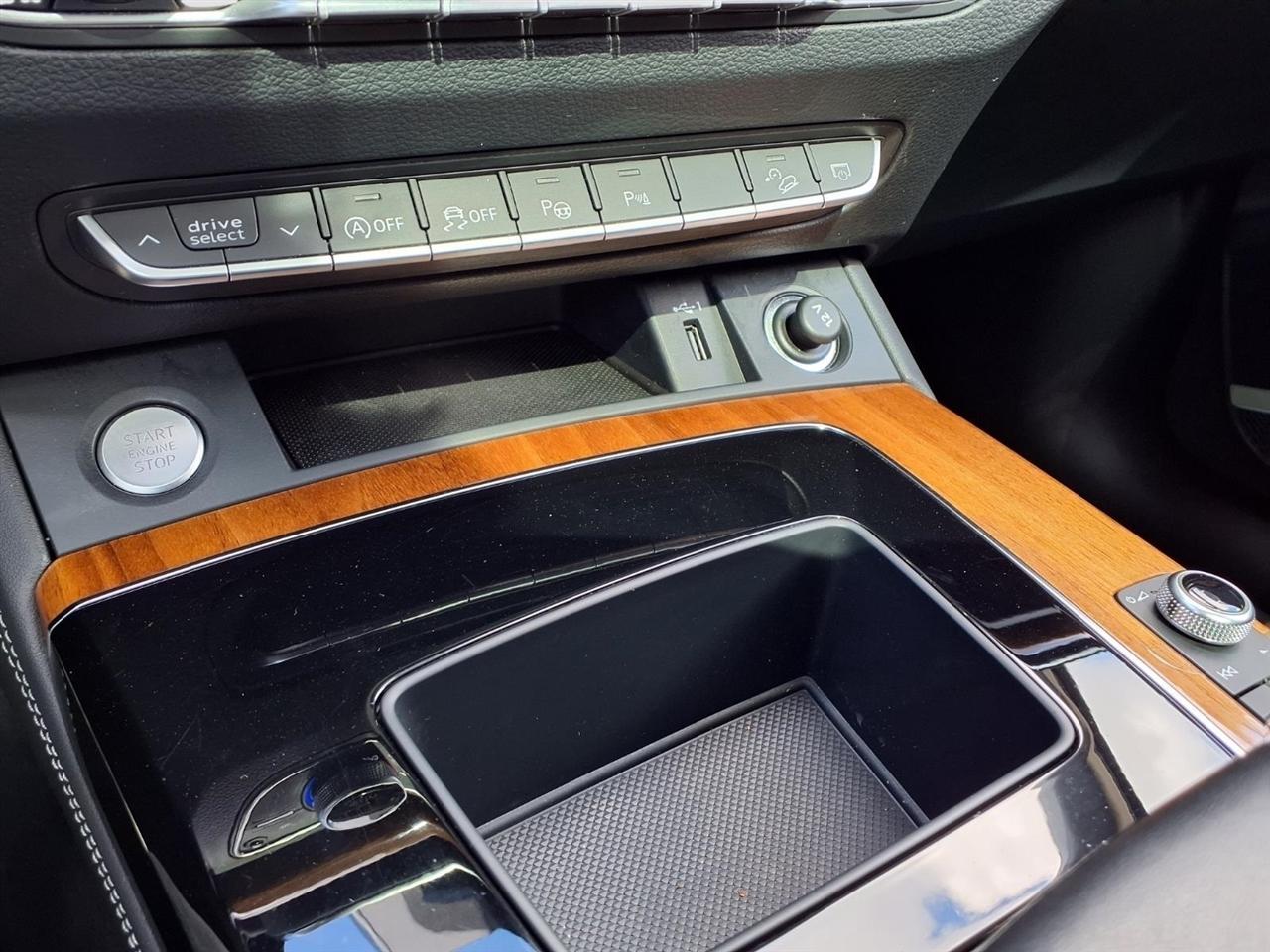 Audi Q5 2.0T Technik quattro 2023