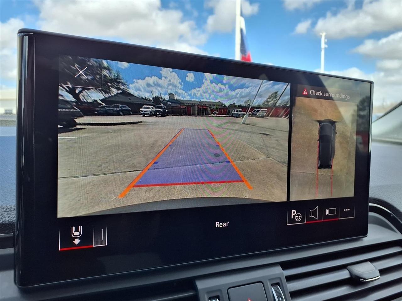 Audi Q5 2.0T Technik quattro 2023